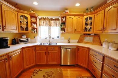 53 Brooks Rd, Templeton, MA 01468 - photo 5