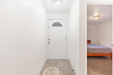 522 Countryside Dr, Central Point, OR 97502 - photo 7