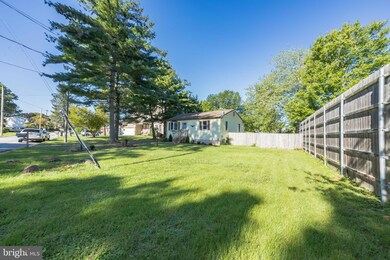 2409 Smiths Ln, Wilmington, DE 19810 - photo 2