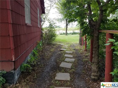 3821 6th St, Pendleton, TX 76579 - photo 4