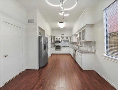 Breakfast nook conveniently located next to kitche