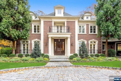 10 Berkery Place, Alpine, NJ 07620 - photo 2