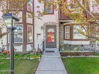06-890 Hamlet Cir N-6