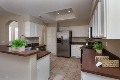744_E_Saddle_Rd Kitchen 3