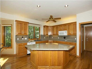 Great working space in kitchen