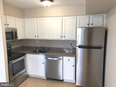 18 Derry Dr, North Wales, PA 19454 - photo 5