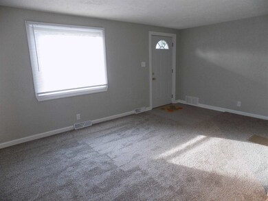 2034 Frances Ave, Elkhart, IN 46516 - photo 2