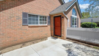 1-web-or-mls-5607-blendon-view-ct