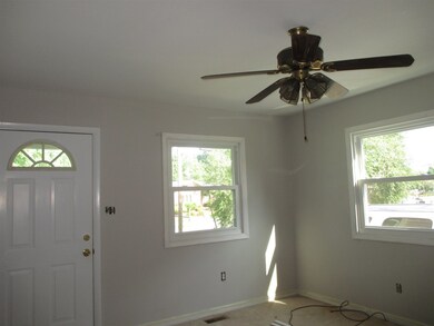 133 Cardinal Rd, Jacksonville, NC 28546 - photo 2