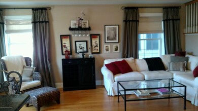 1311 - Livingroom #3