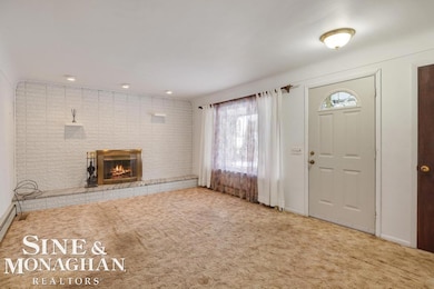 5280 Kreger St, Sterling Heights, MI 48310 - photo 4