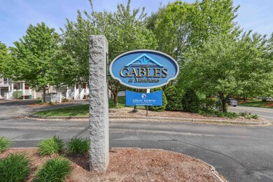 37 Hackett Hill Rd unit 34, Manchester, NH 03102 - photo 3