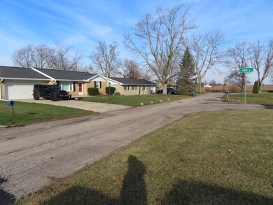 6704 N Apple Ln, Muncie, IN 47303 - photo 7