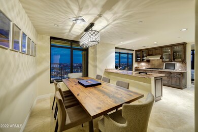 006_Dining