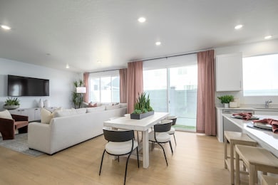 6064 W Sapphire St unit 339, West Jordan, UT 84081 - photo 4