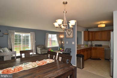 22 N Calais Dr, Reading, PA 19605 - photo 6