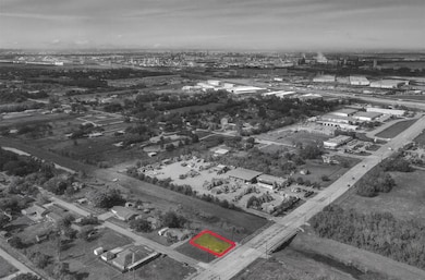 1618 Sens Rd, La Porte, TX 77571 - photo 2