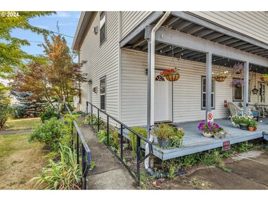 300 E Main St, Sheridan, OR 97378 - photo 5