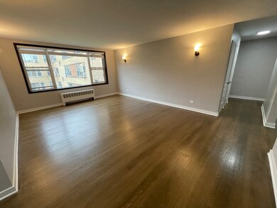 2627 W Fitch Ave unit 2G, Chicago, IL 60645 - photo 3