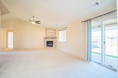 119 Meadowbrook Dr, Central Point, OR 97502 - photo 5