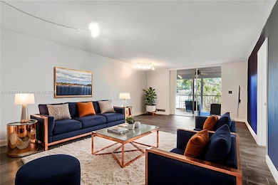 Waters Edge Towers unit 202, Deerfield Beach, FL 33064 - photo 4