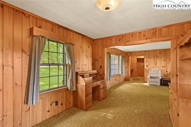 126 Chestnut Cir, Blowing Rock, NC 28605 - photo 5