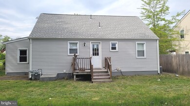 98 Pennwood Dr, Ewing, NJ 08638 - photo 4