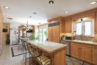 70 Merrick ave 19