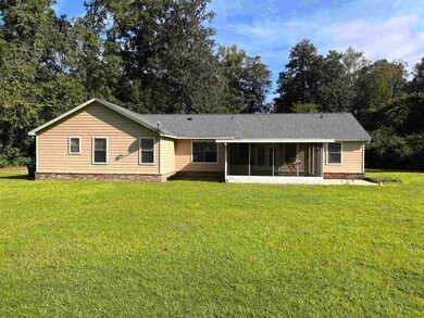 140 Ann Cir, Crawfordville, FL 32327 - photo 3