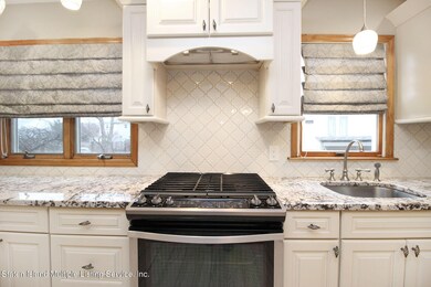 69 Jaffe St, Staten Island, NY 10314 - photo 7