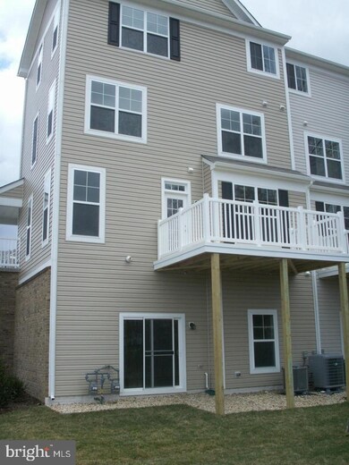 42165 Canary Grass Square, Aldie, VA 20105 - photo 2