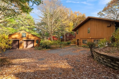 972 Reynolds Rd, Chepachet, RI 02814 - photo 5