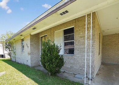 497 St Philip St, Raceland, LA 70394 - photo 3