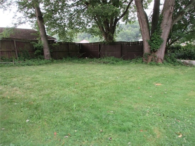735 Allison Ave, Washington, PA 15301 - photo 3