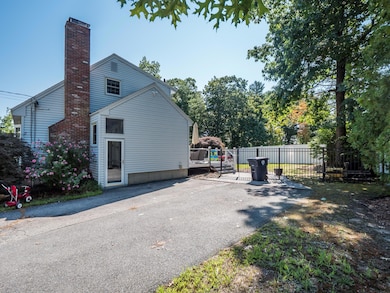 96 Langholm Dr, Nashua, NH 03062 - photo 2