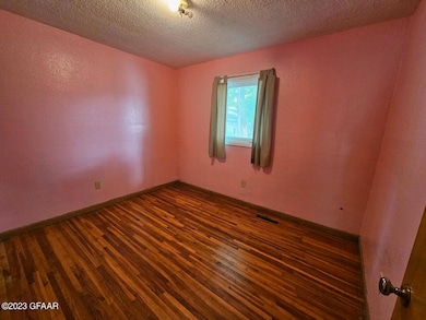 1416 14th Ave S, Grand Forks, ND 58201 - photo 7