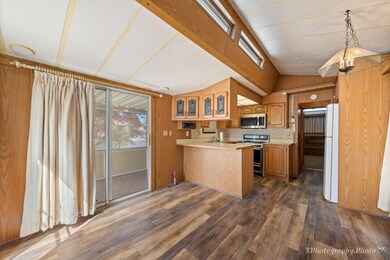 4-web-or-mls-180 N 1100 E 79-5