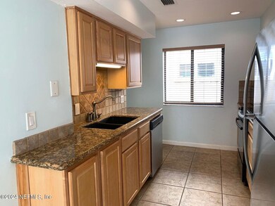 121 13th Ave S unit C, Jacksonville Beach, FL 32250 - photo 4