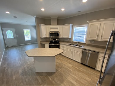 435 Cary Ln unit 306, Tarpon Springs, FL 34689 - photo 4