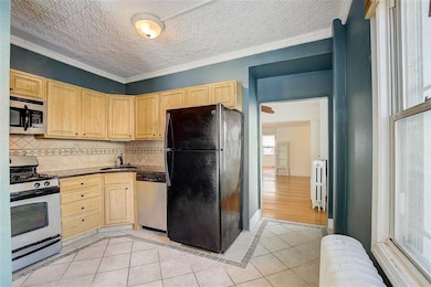 204 Bergenline Ave, Union City, NJ 07087 - photo 5