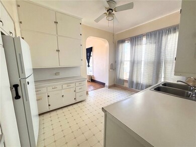 901 Barland St unit 1&2, Eau Claire, WI 54701 - photo 6