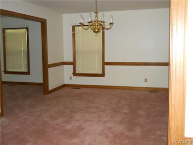 Beautiful Formal Dining Room - pick your own carpe