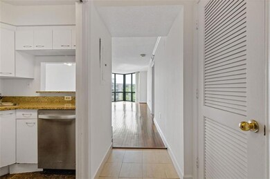 The Concorde unit 1209, Atlanta, GA 30305 - photo 4