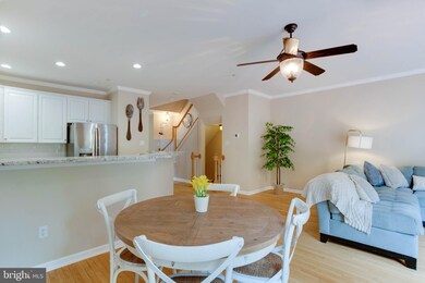 2586 Running Wolf Trail, Odenton, MD 21113 - photo 6