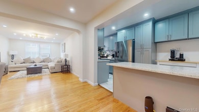 67-40 Booth St unit 3A, Forest Hills, NY 11375 - photo 6
