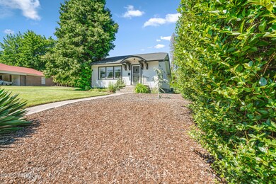 208N23rdAve-33