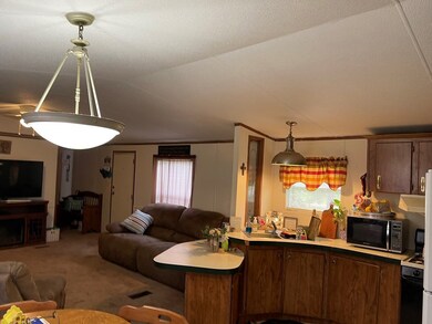 1071 Pinecrest Dr, McComb, MS 39648 - photo 4