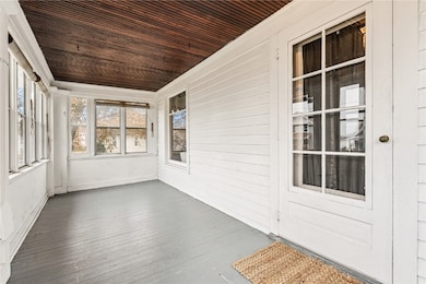 1311 Burch Ave NW, Cedar Rapids, IA 52405 - photo 3