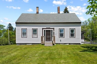 718 Chestnut Hill Ave, Athol, MA 01331 - photo 2