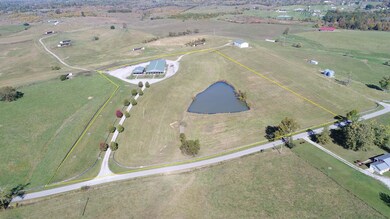 332 Hopewell Rd, Harrodsburg, KY 40330 - photo 2